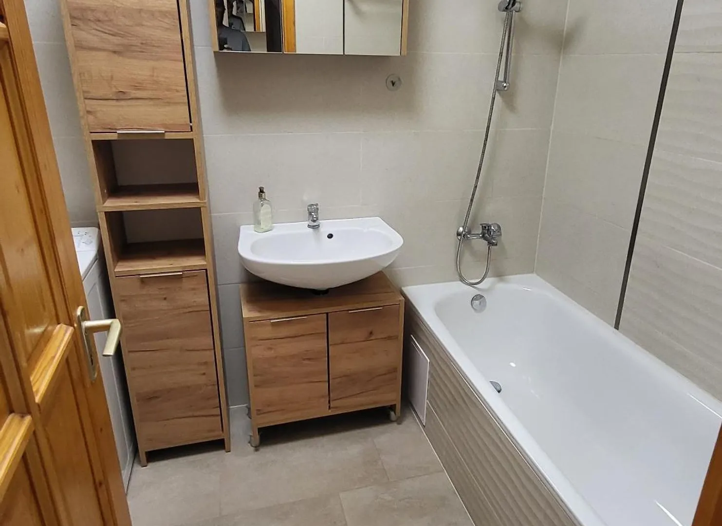 Apartment Holdviola Eger Apartman Hungary
